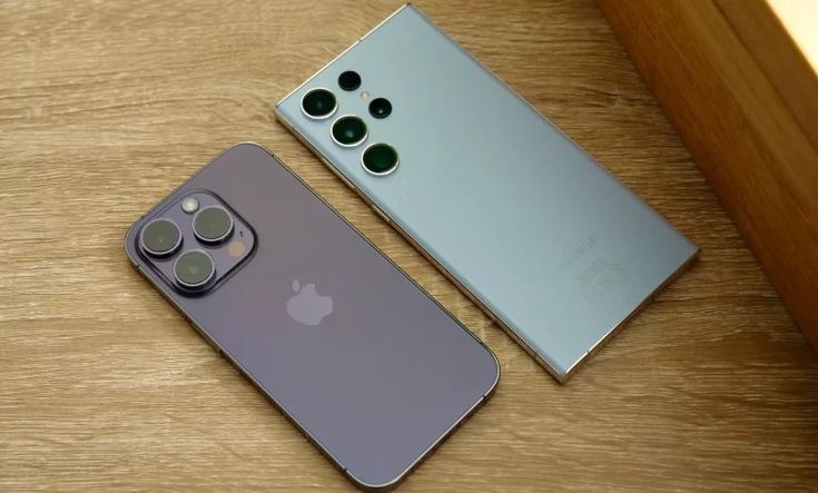 Samsung galaxy s25 ultra Vs iPhone 16pro pro max